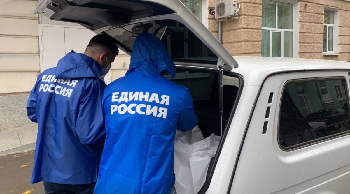 «Единая Россия»: Через медицинскую миссию партии в новых регионах прошли 2 тысячи волонтёров.